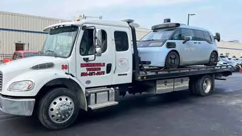 Electric Car Towing Warren MI