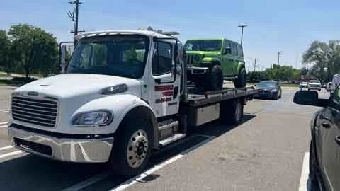 Private Lot Towing Warren MI